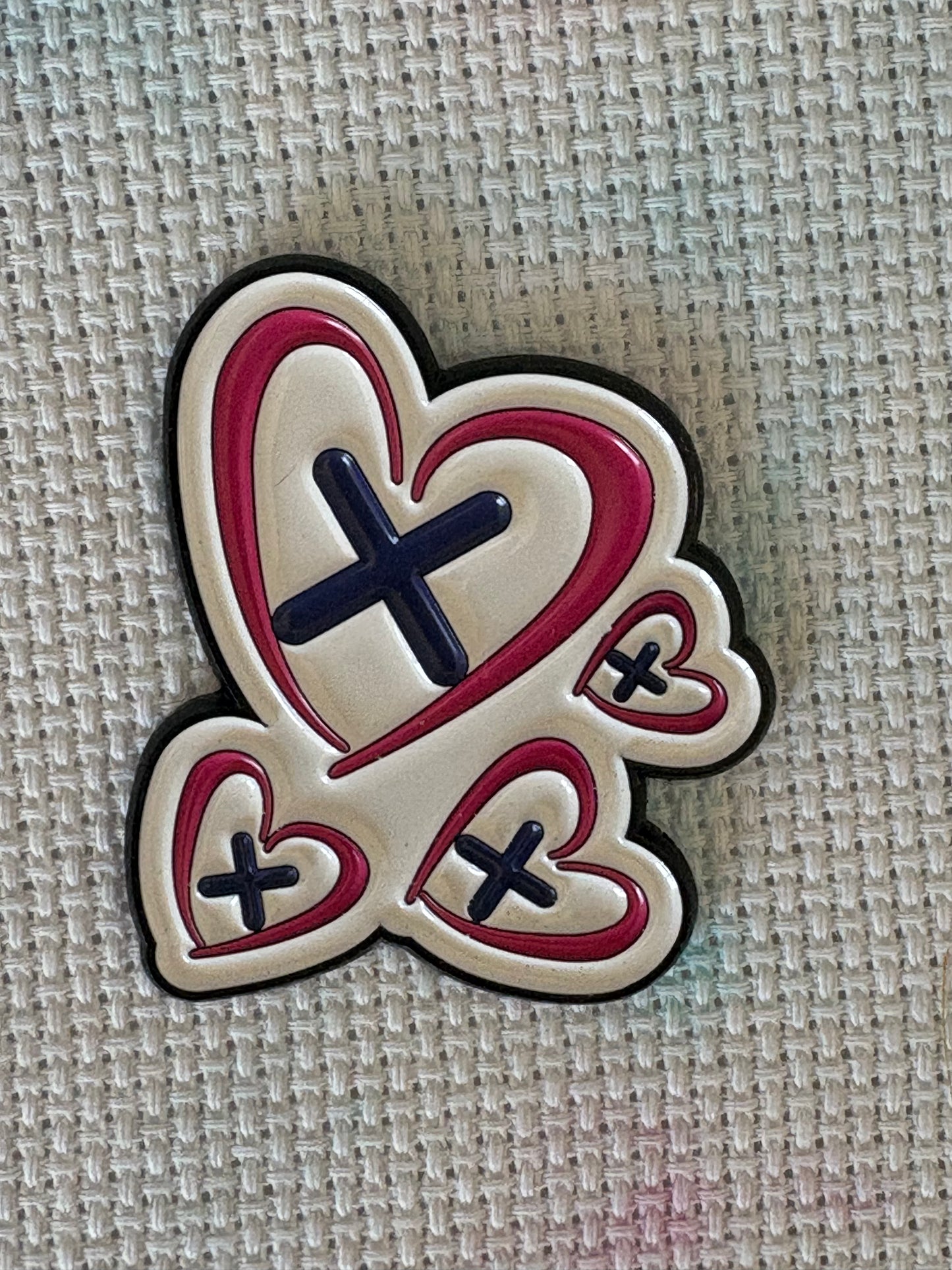 Minder Maniac - X's & Hearts