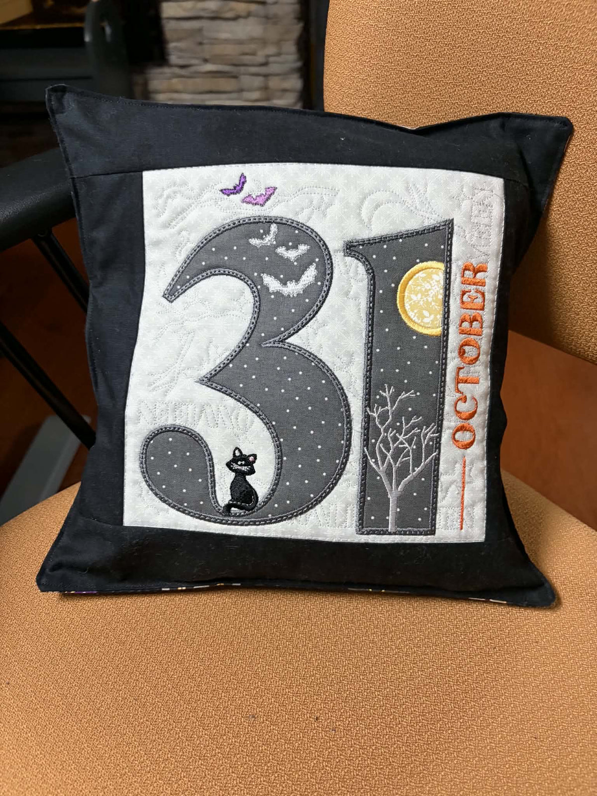 Embroidery class- mini pillow