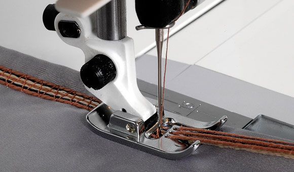 Husqvarna - 7 Hole Cord Foot Blister (Group 1-8)