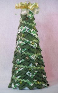 Folded Fabric Xmas Tree and Ornament (02 DEC 23)