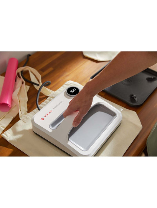 Singer Momento Square Press (9” x 9”)