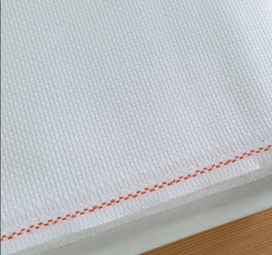 Aida - White (14 count)