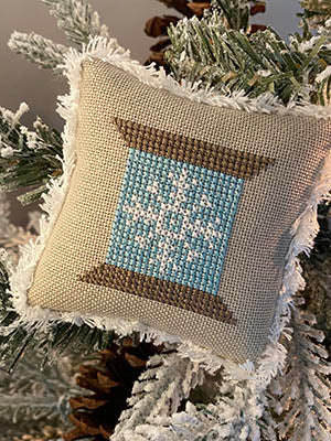 Crafty Bluebonnet Designs - Snowflake Spool