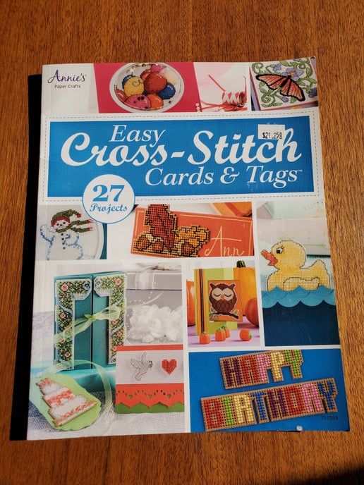Annie's Paper Crafts - Easy Cross-Stitch Cards & Tags