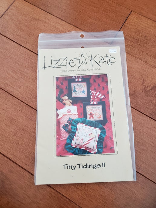 Lizzie Kate - Tiny Tidings II