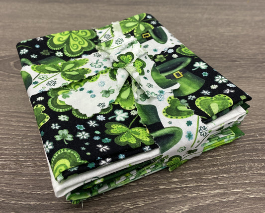 Lucky Day Clover/Emerald Fat Quarter Bundle  (7FQ)