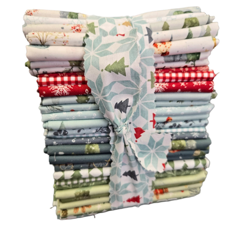 Magical Winter Fat Quarter Bundle (Thirty Pieces)