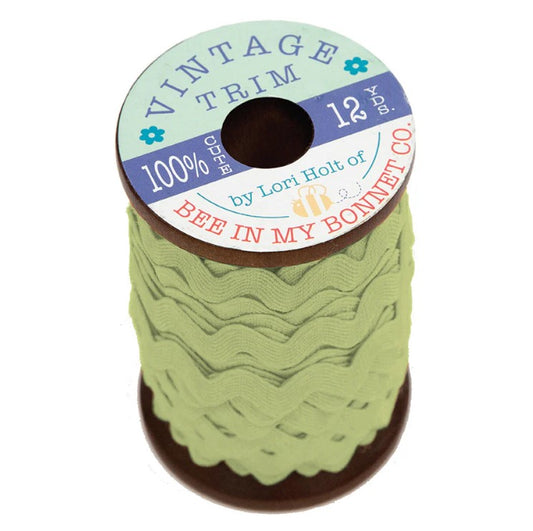 Vintage Trim Large Lettuce Wooden Spool